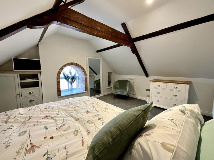 Apt D In Old Grade 2 Converted Farmhouse มาร์เกตเวตตัน ภายนอก รูปภาพ